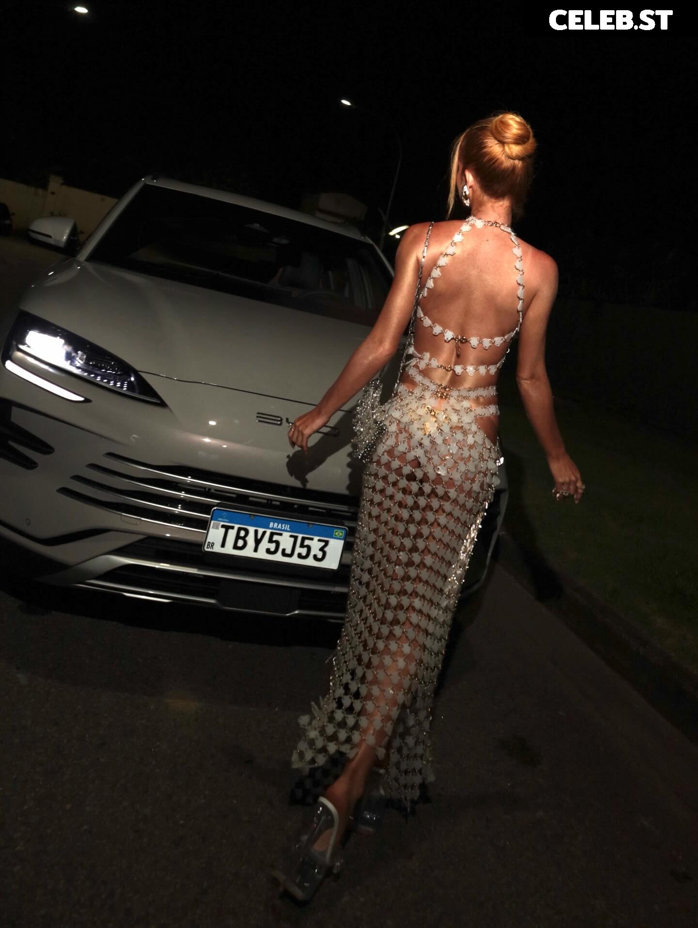 Marina Ruy Barbosa Image 23082167
