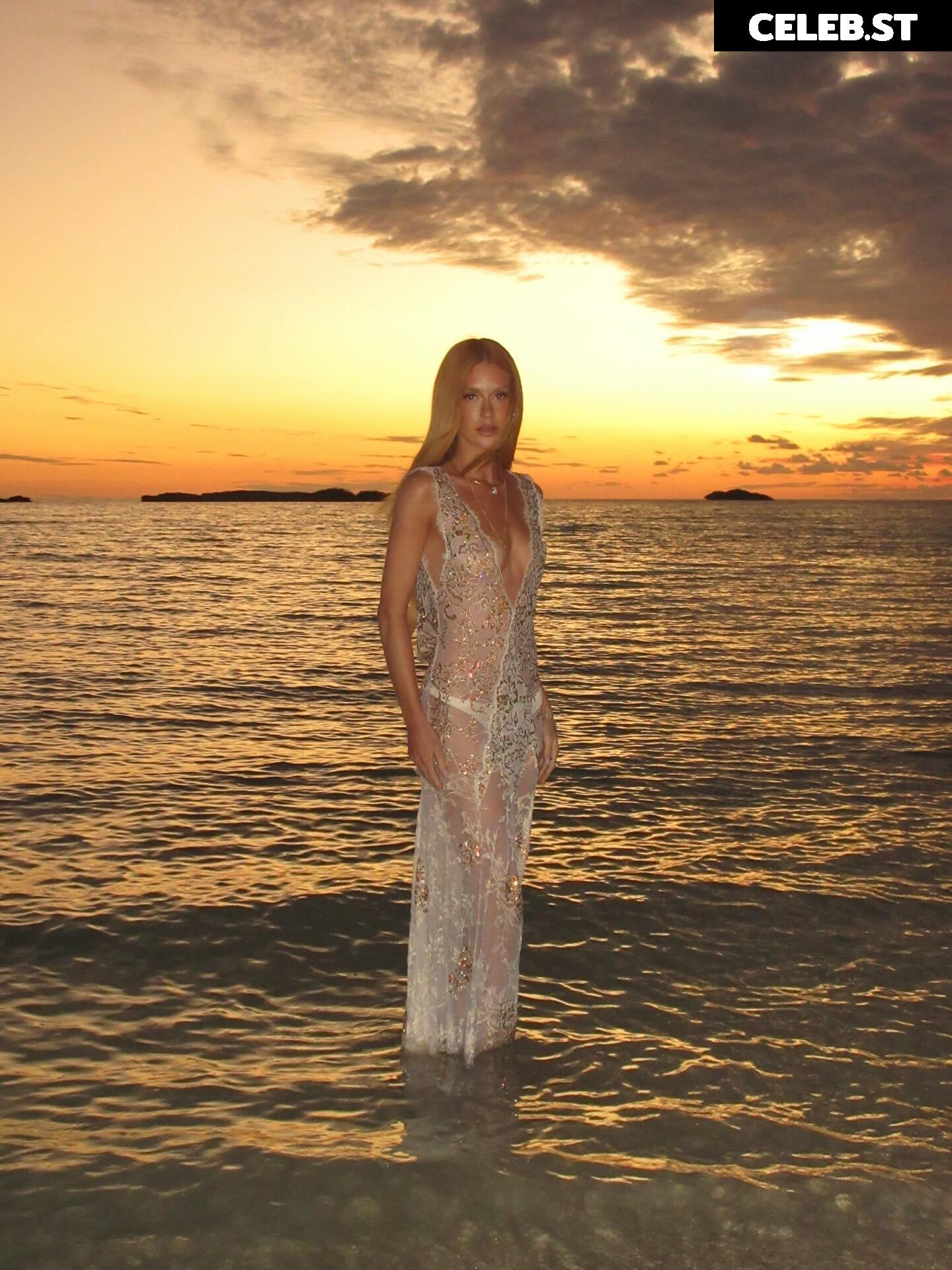 Marina Ruy Barbosa Image 23082096