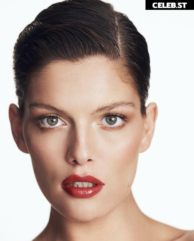 Vanessa Fuchs Image 2896762