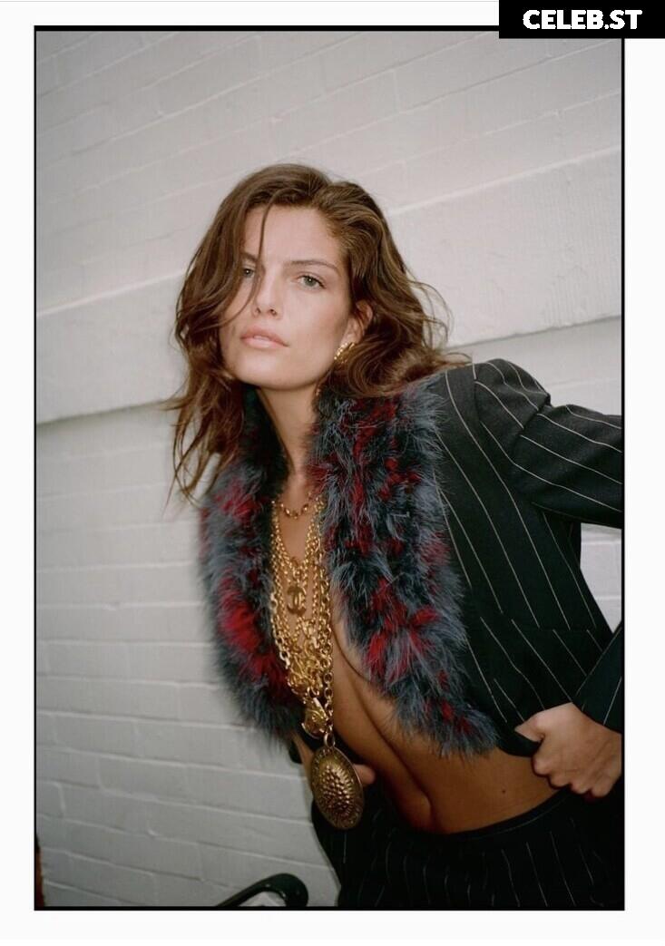 Vanessa Fuchs Image 2896633