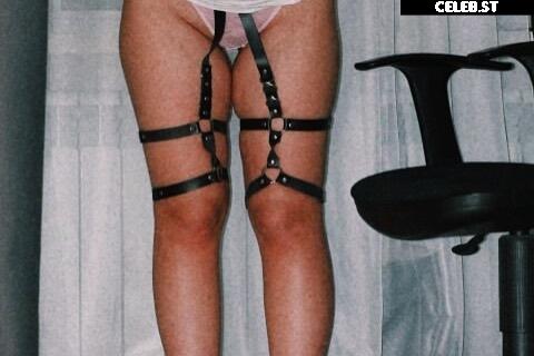 Curly_Decency Image 2897766