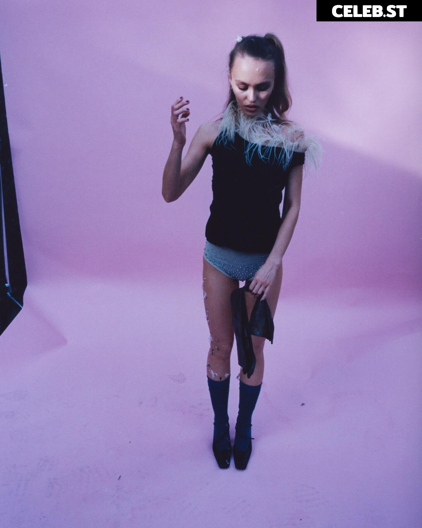 Lily-Rose Depp Image 2885555