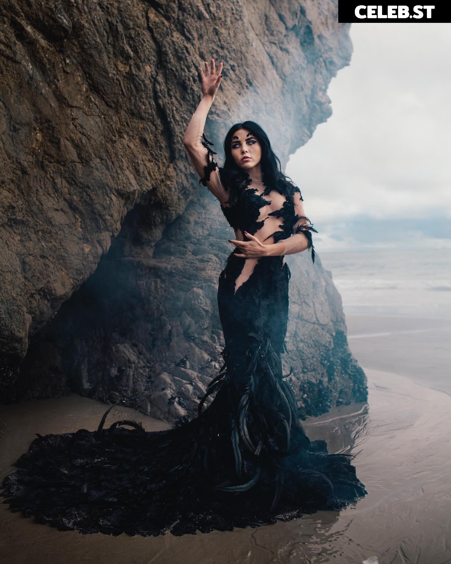Anna Akana Image 2885554