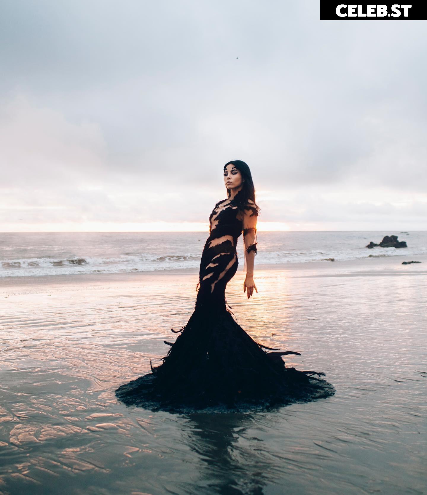 Anna Akana Image 2885548