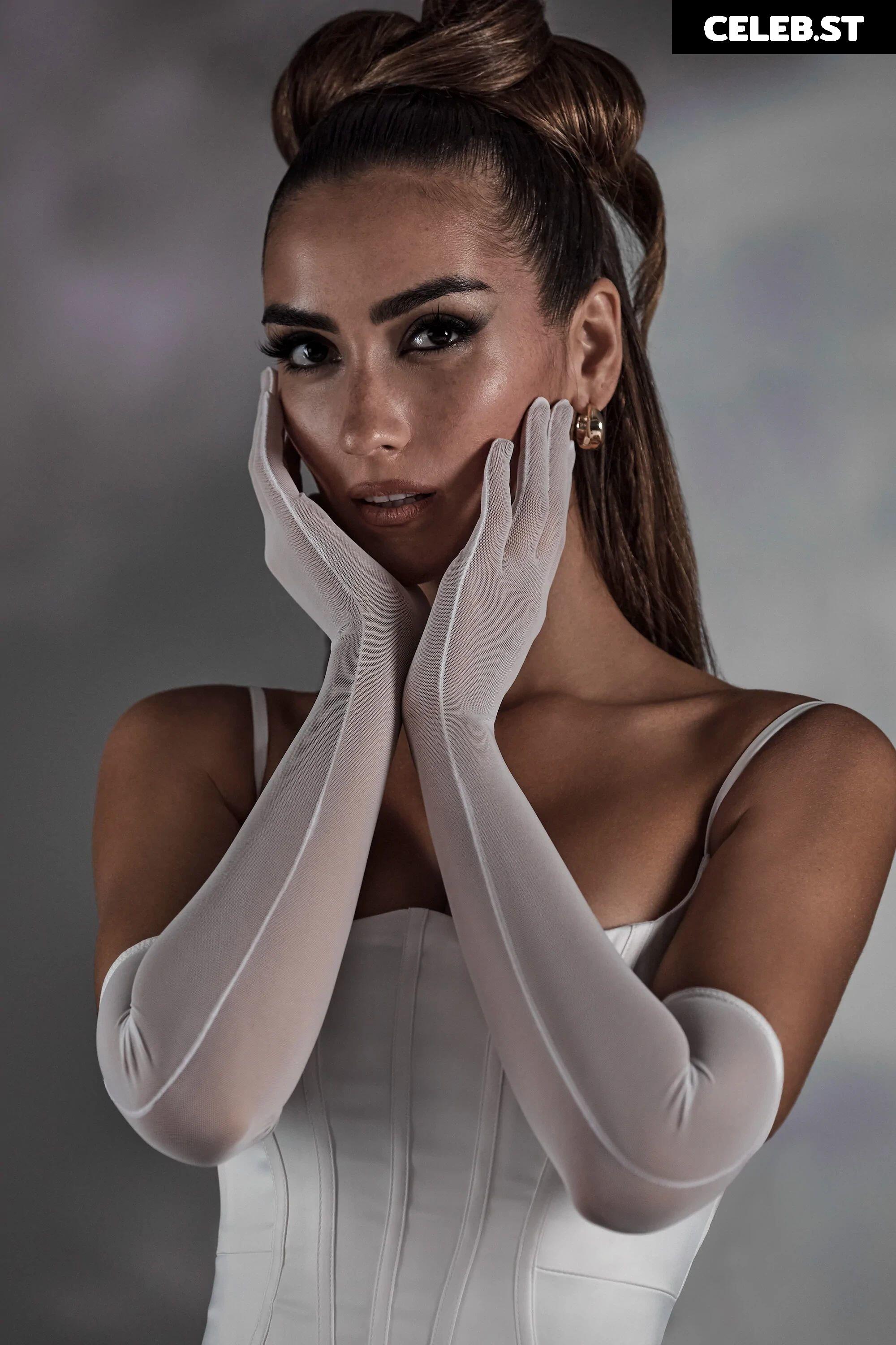 Priscilla Ricart Image 2885785