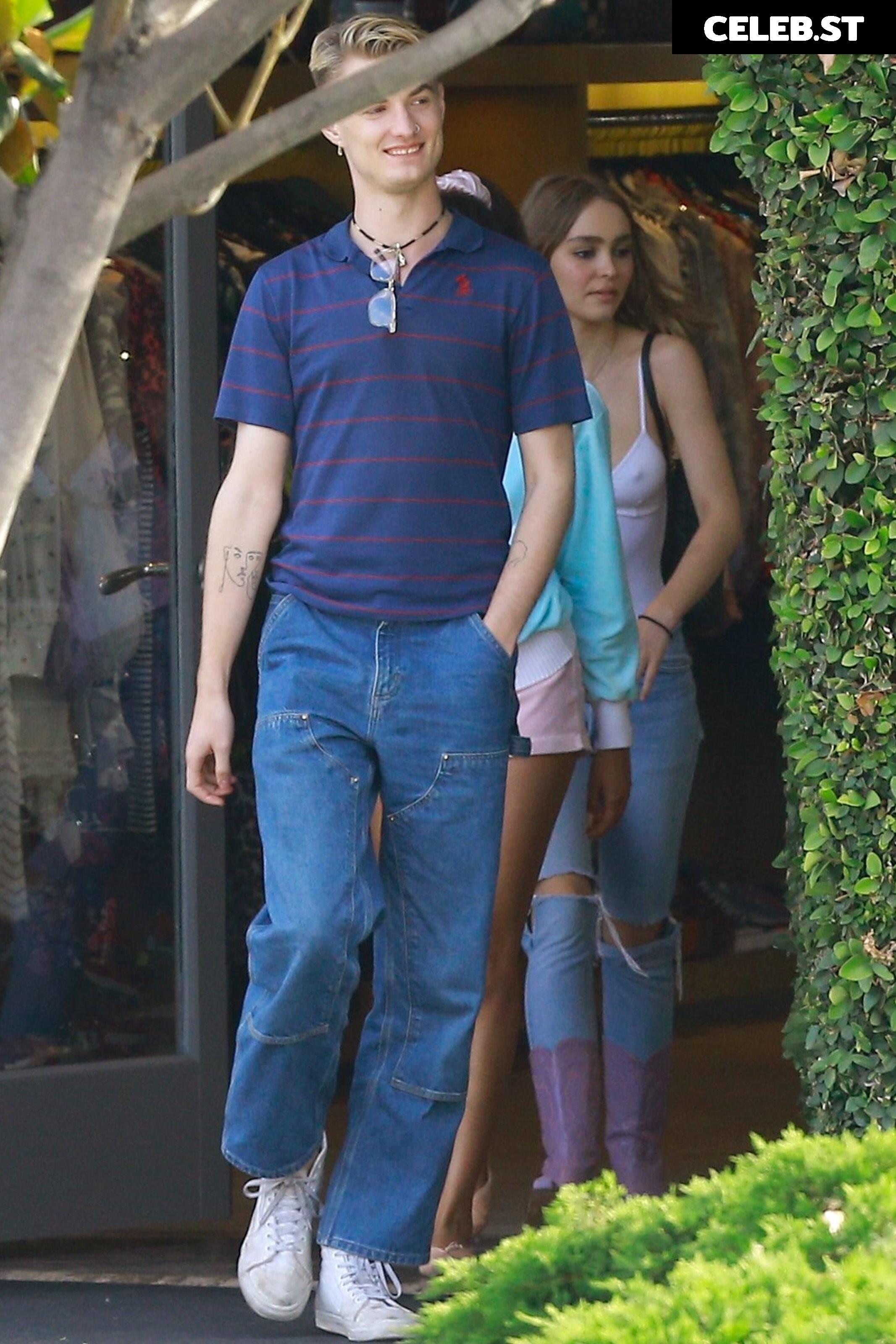 Lily-Rose Depp Image 2885196