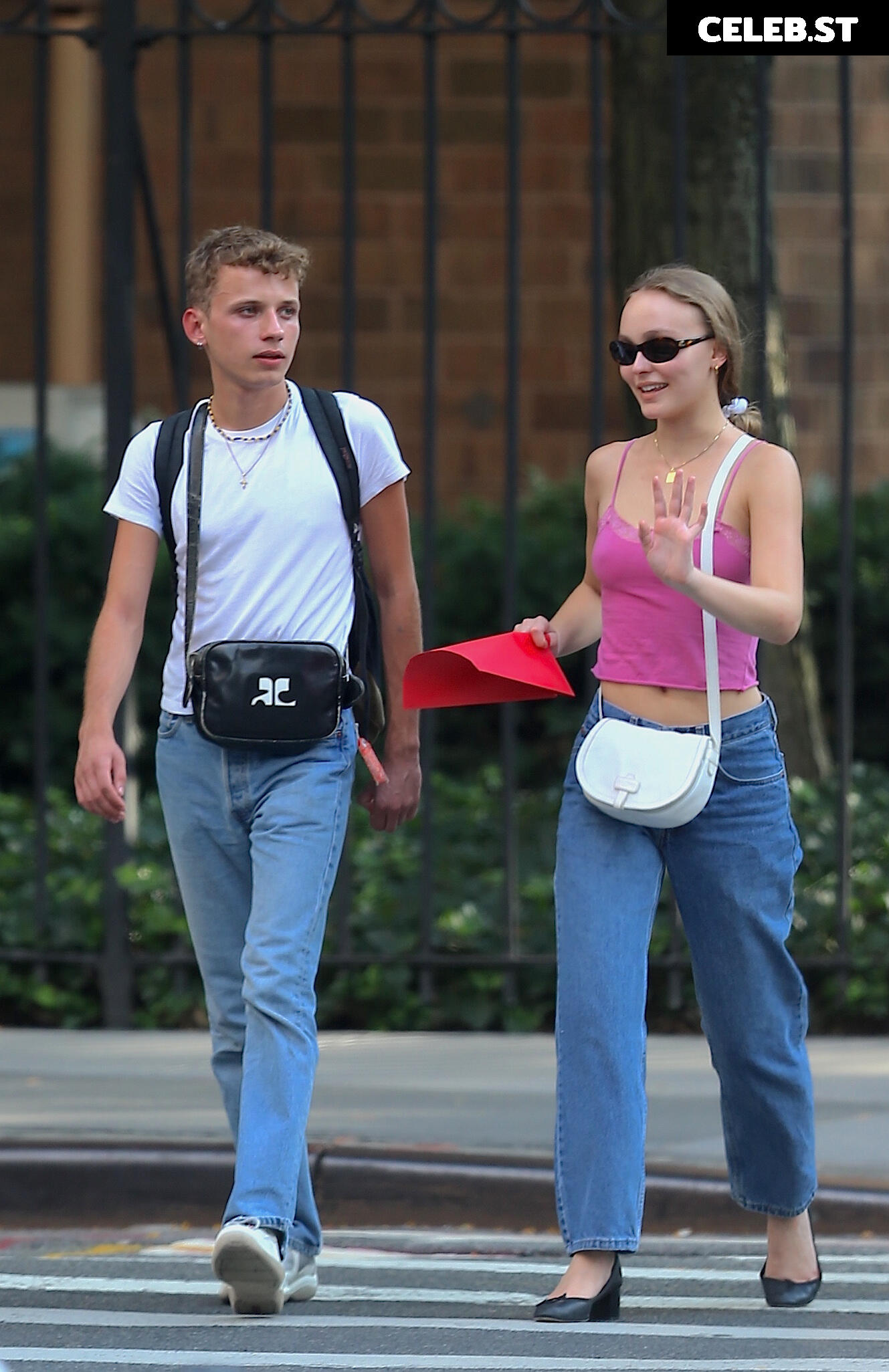 Lily-Rose Depp Image 2885368