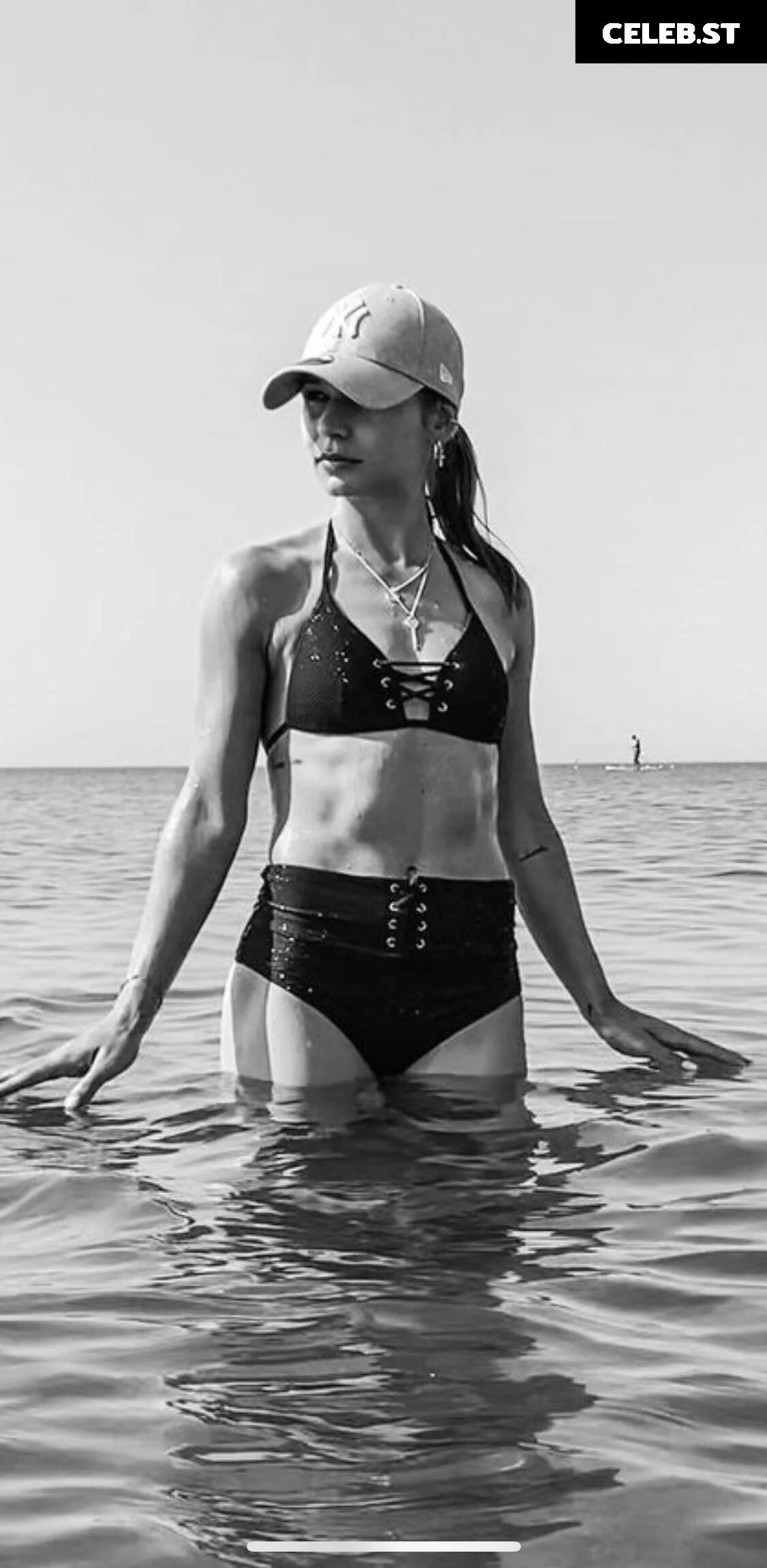 Jana Wosnitza Image 2885293