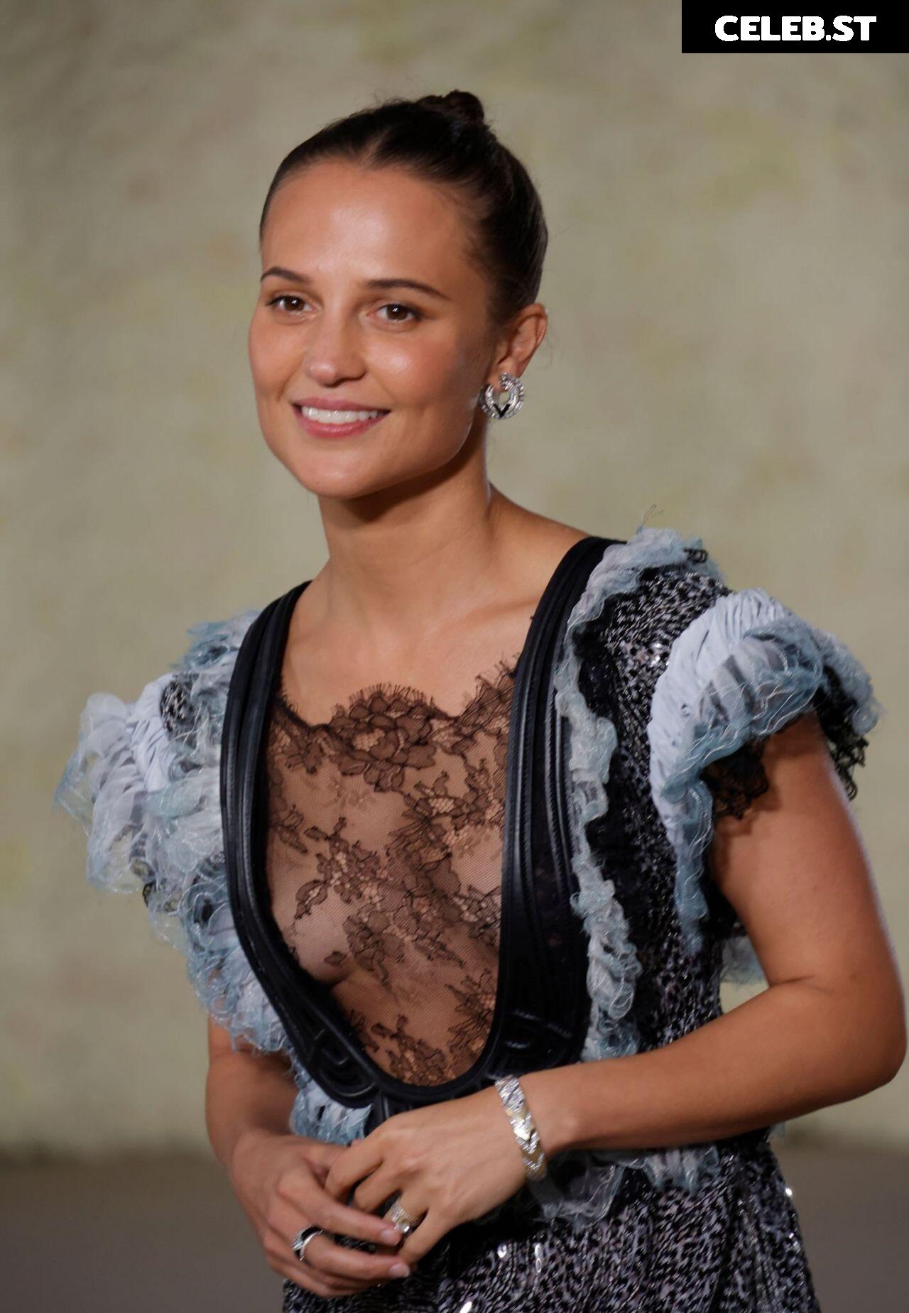 Alicia Vikander Image 2885233