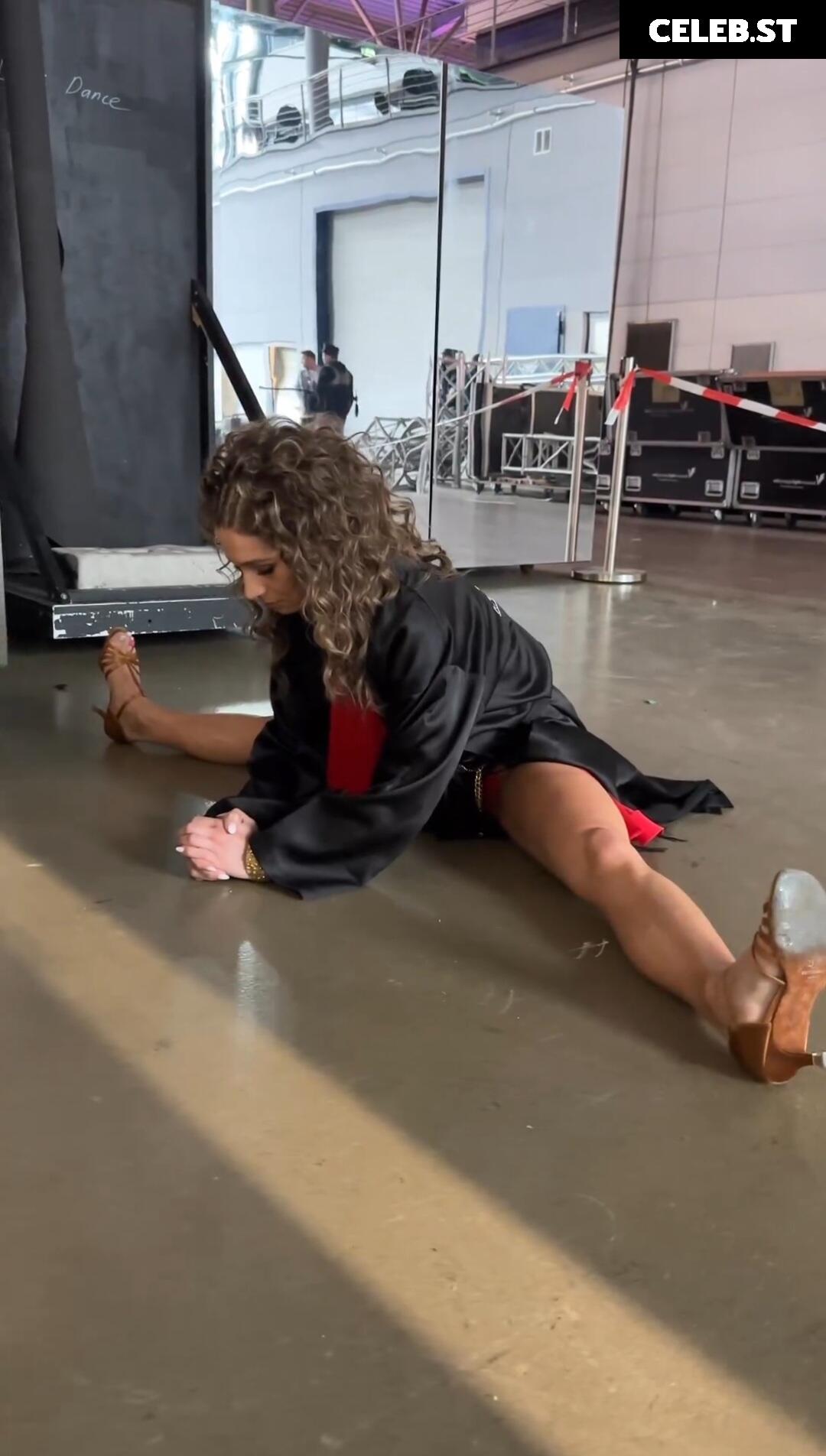 Jana Wosnitza Image 2886301