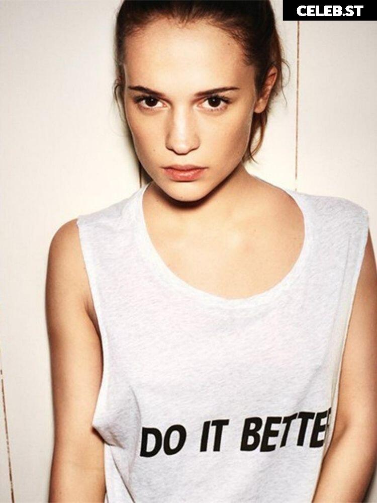 Alicia Vikander Image 2884449