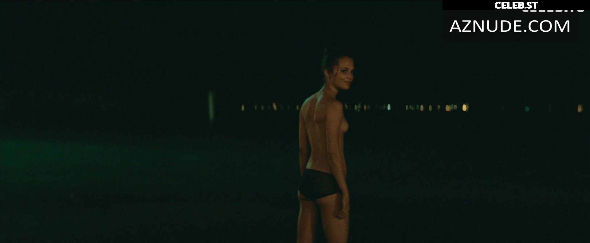 Alicia Vikander Image 2884667