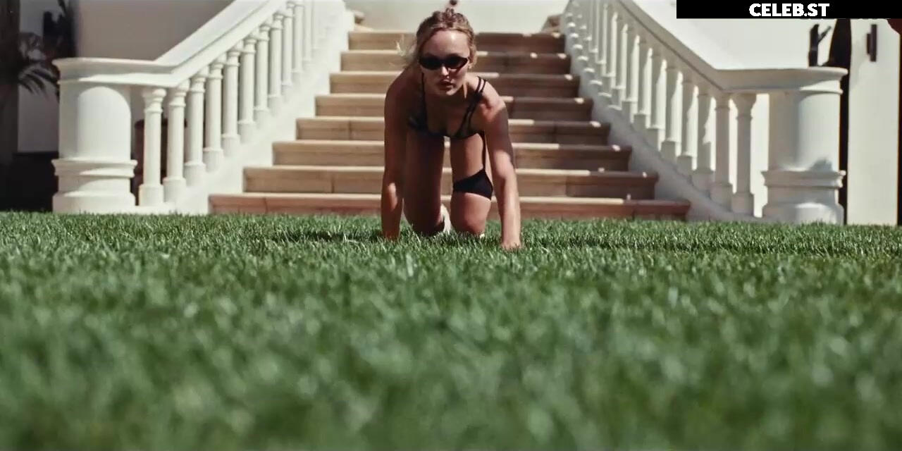 Lily-Rose Depp Image 2884347