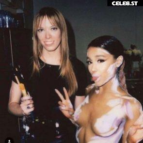 Ariana Grande Image 2881799