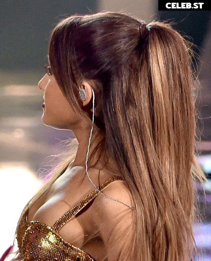 Ariana Grande Image 2882501