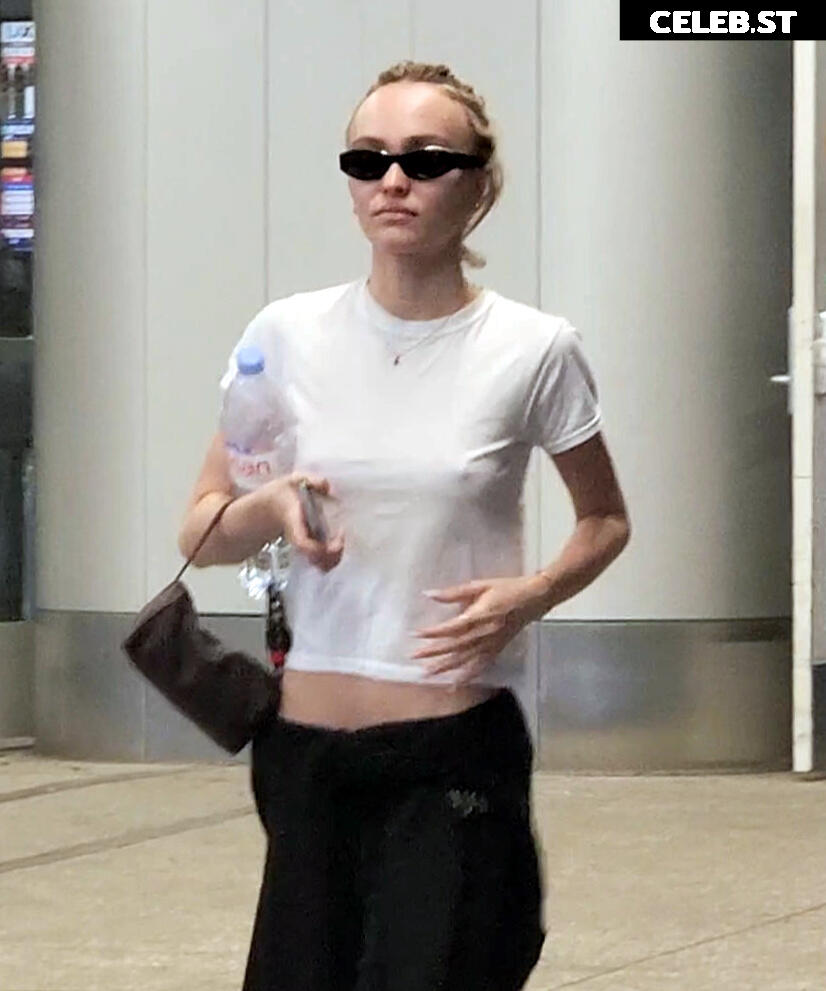 Lily-Rose Depp Image 2882781