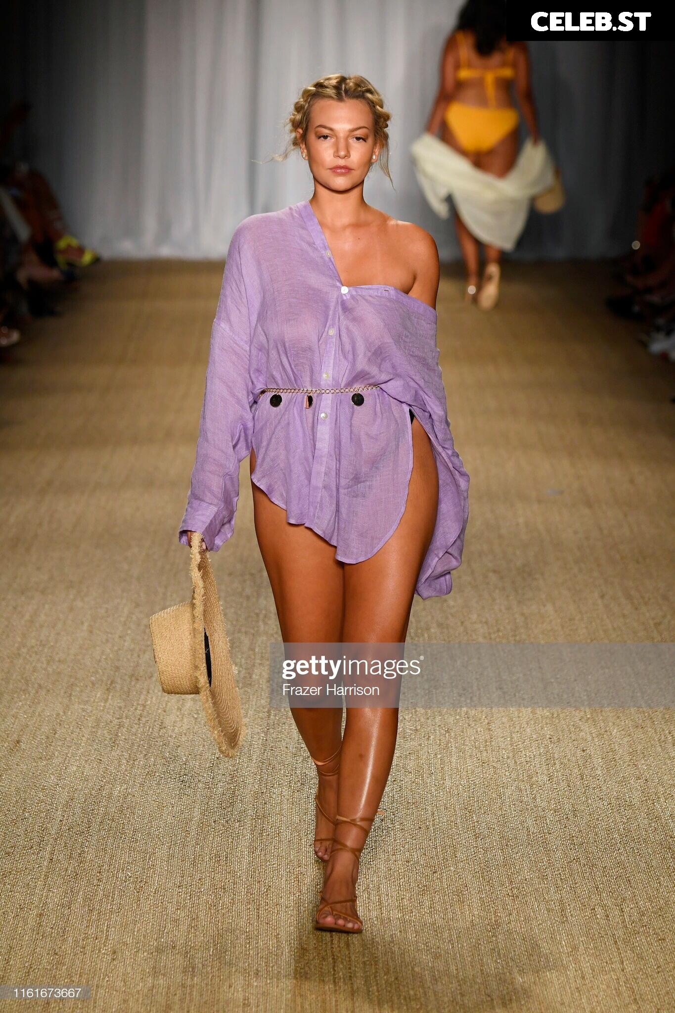 Lauren Jensen Image 2882720