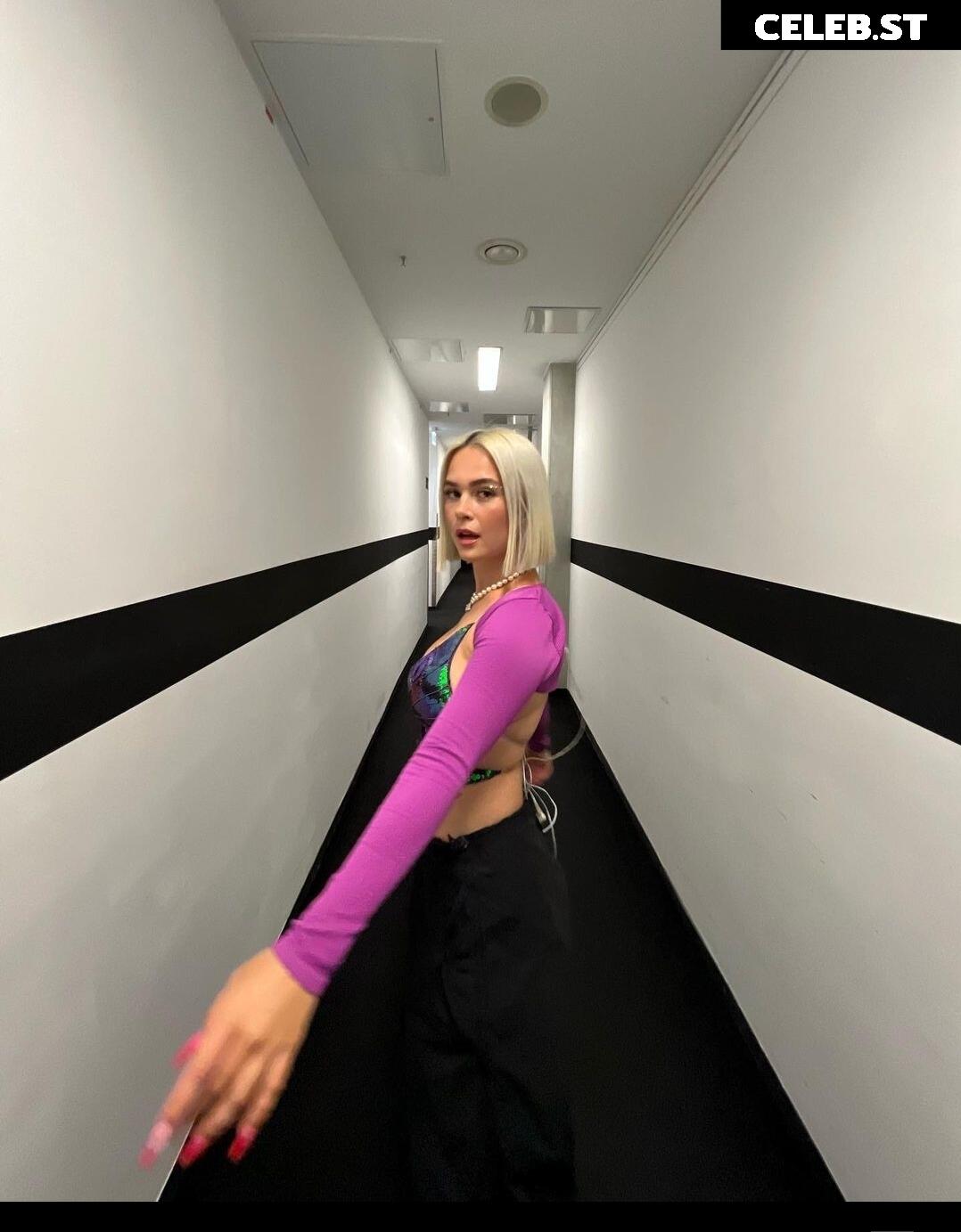 Mathea Image 2883147