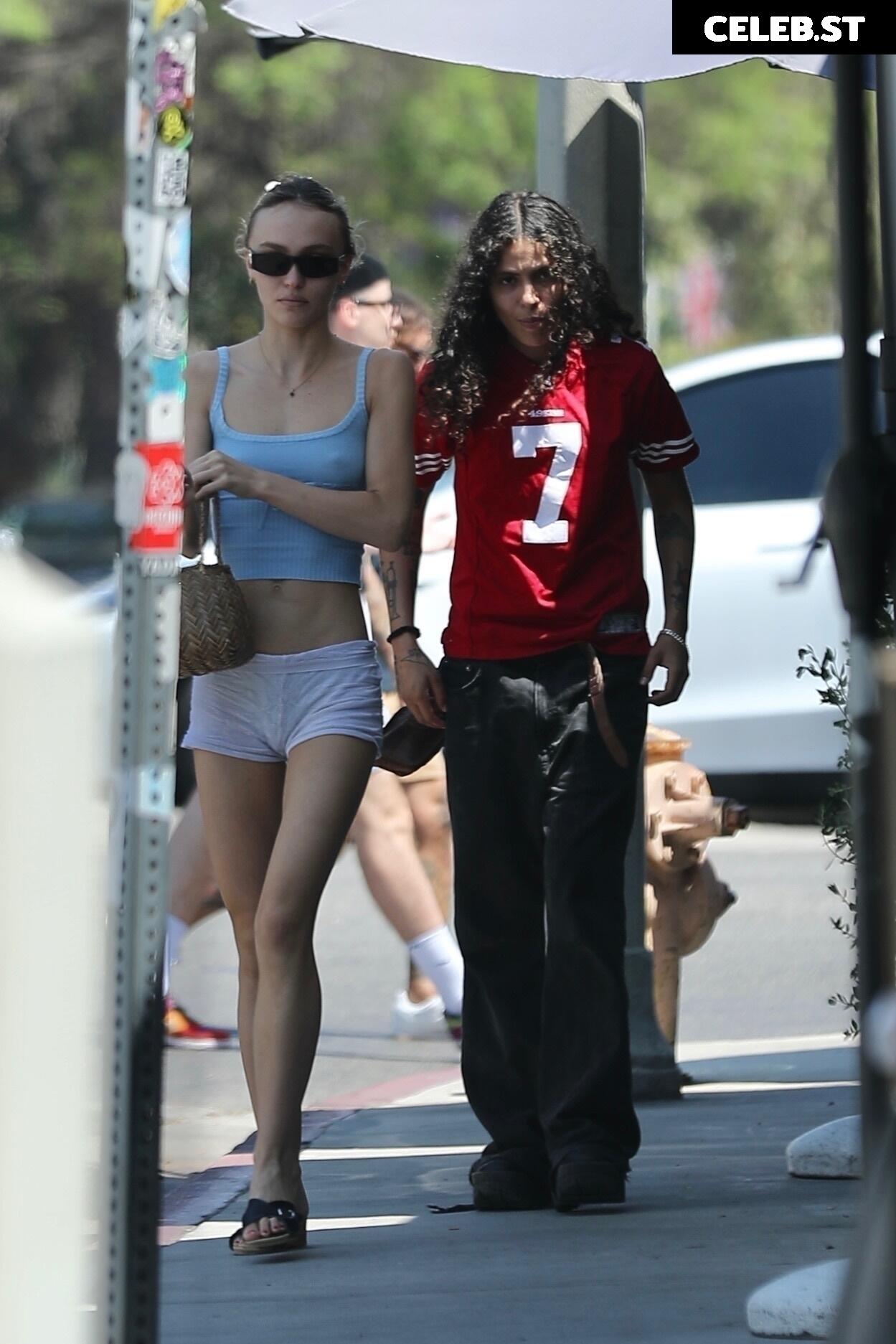 Lily-Rose Depp Image 2883133