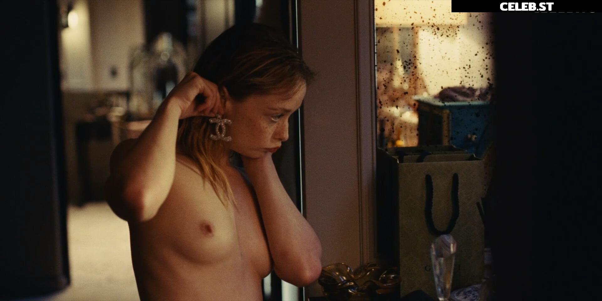 Lily-Rose Depp Image 2883039