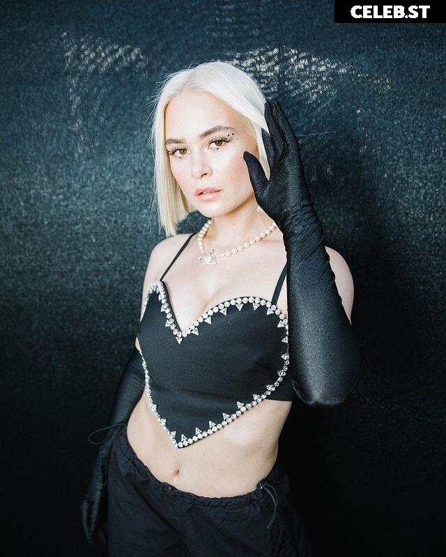 Mathea Image 2883373