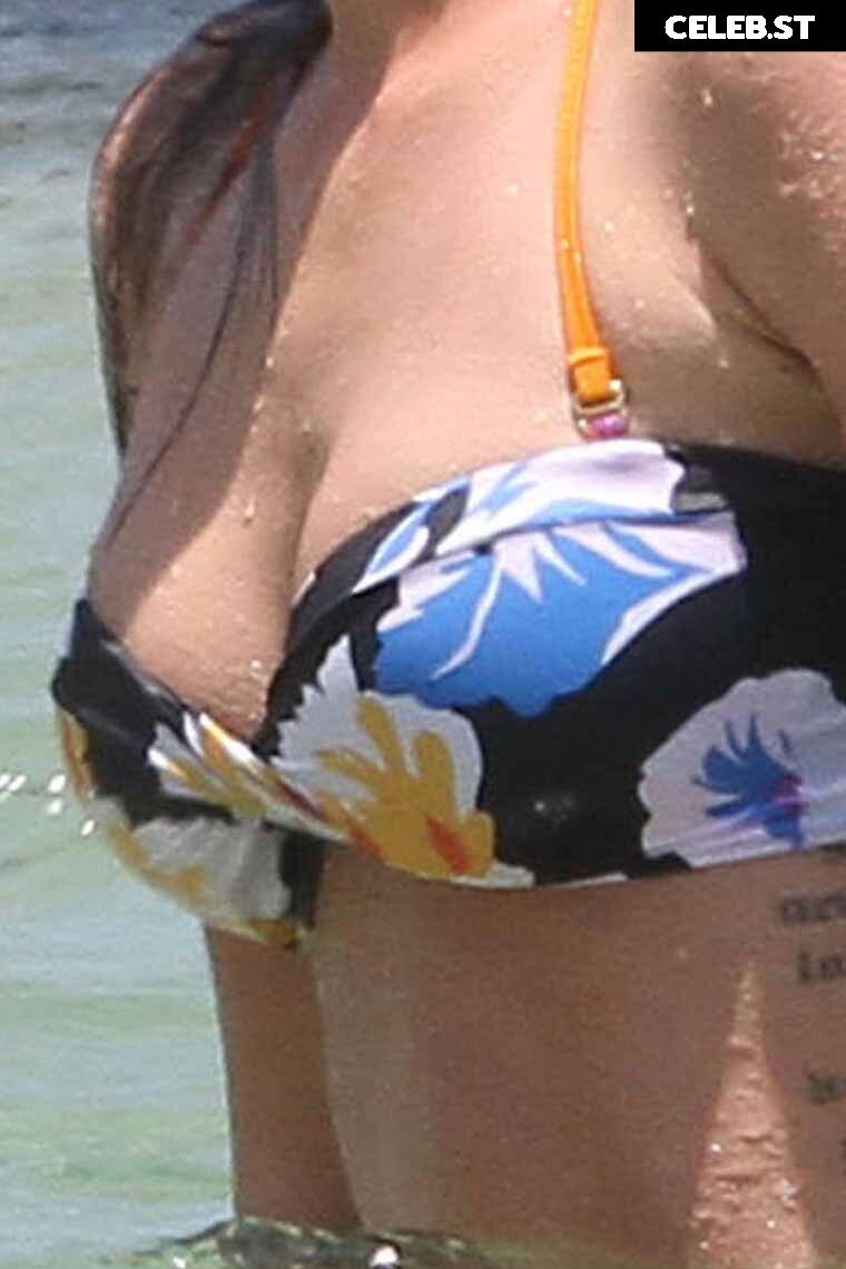 Megan Fox Image 2880918