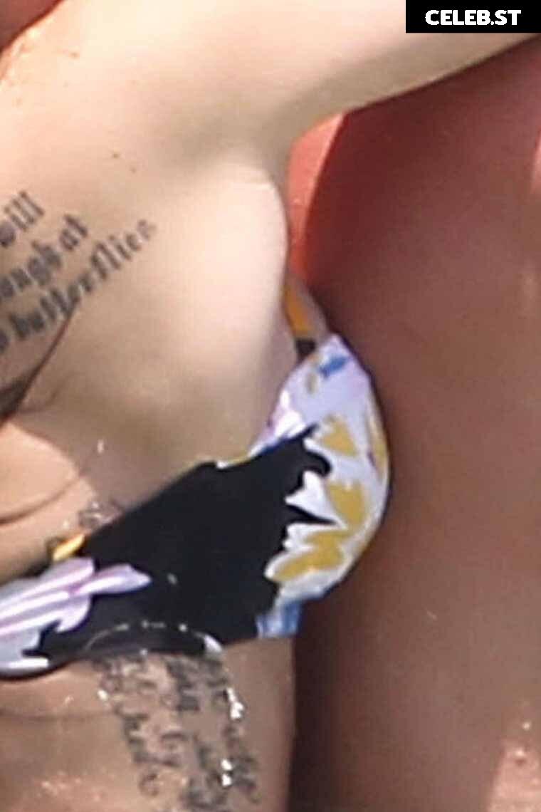 Megan Fox Image 2880932