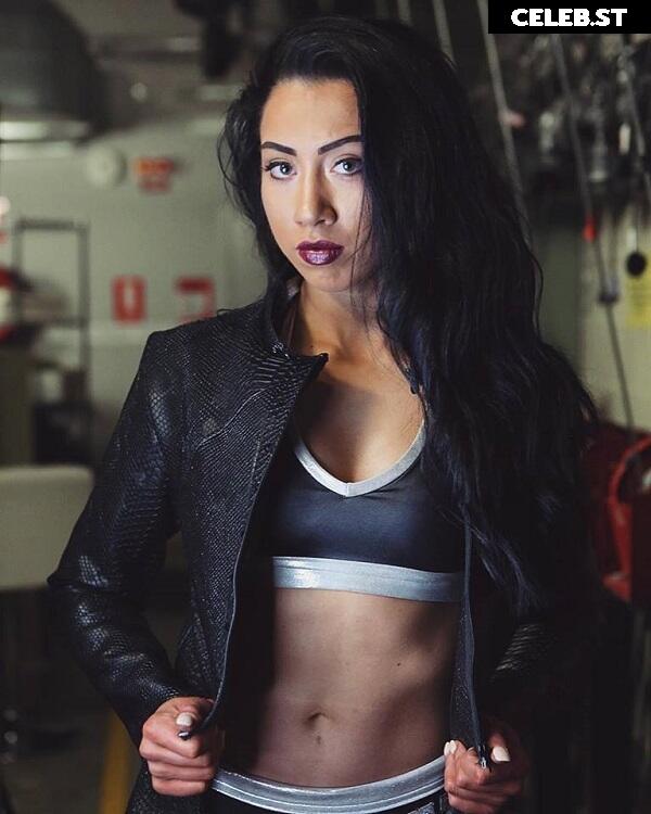 Indi Hartwell Image 2875814