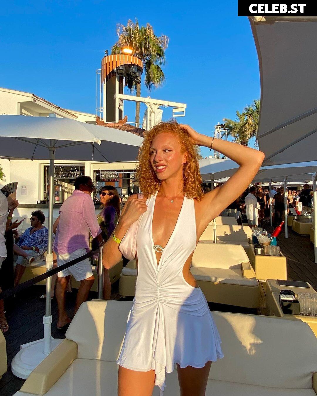 Anna Ermakova Image 2875032