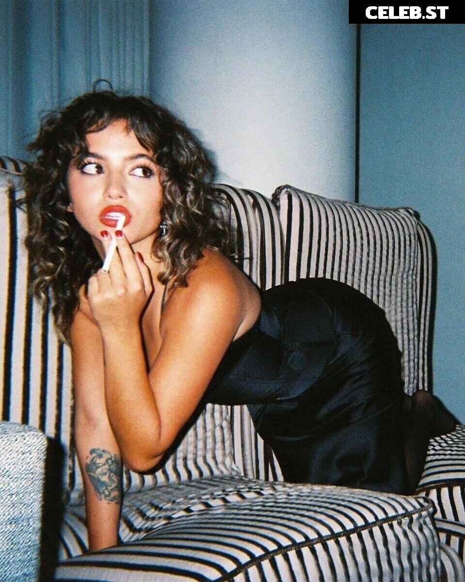 Isabela Merced Image 2876504