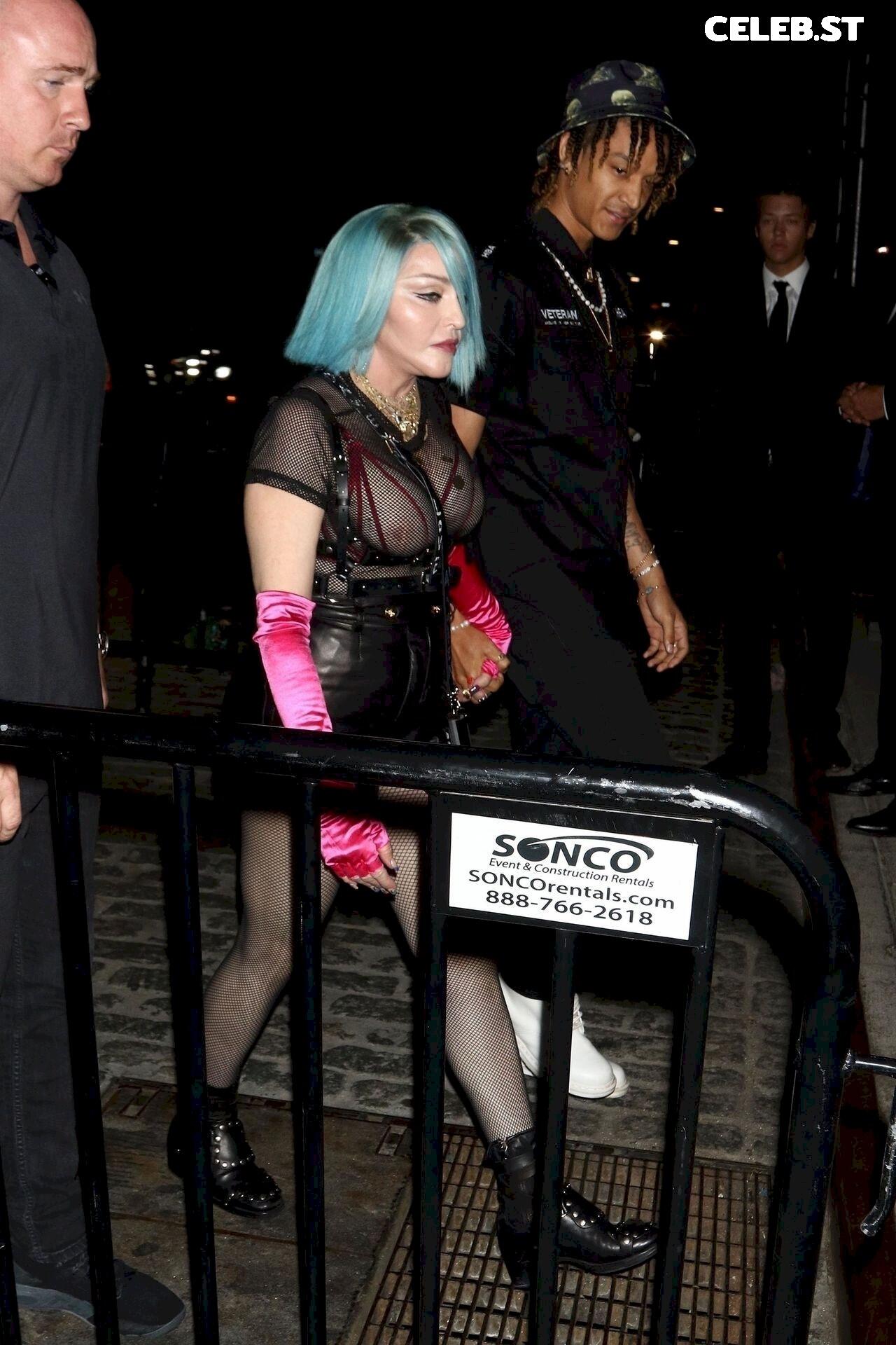 Madonna Image 2876135