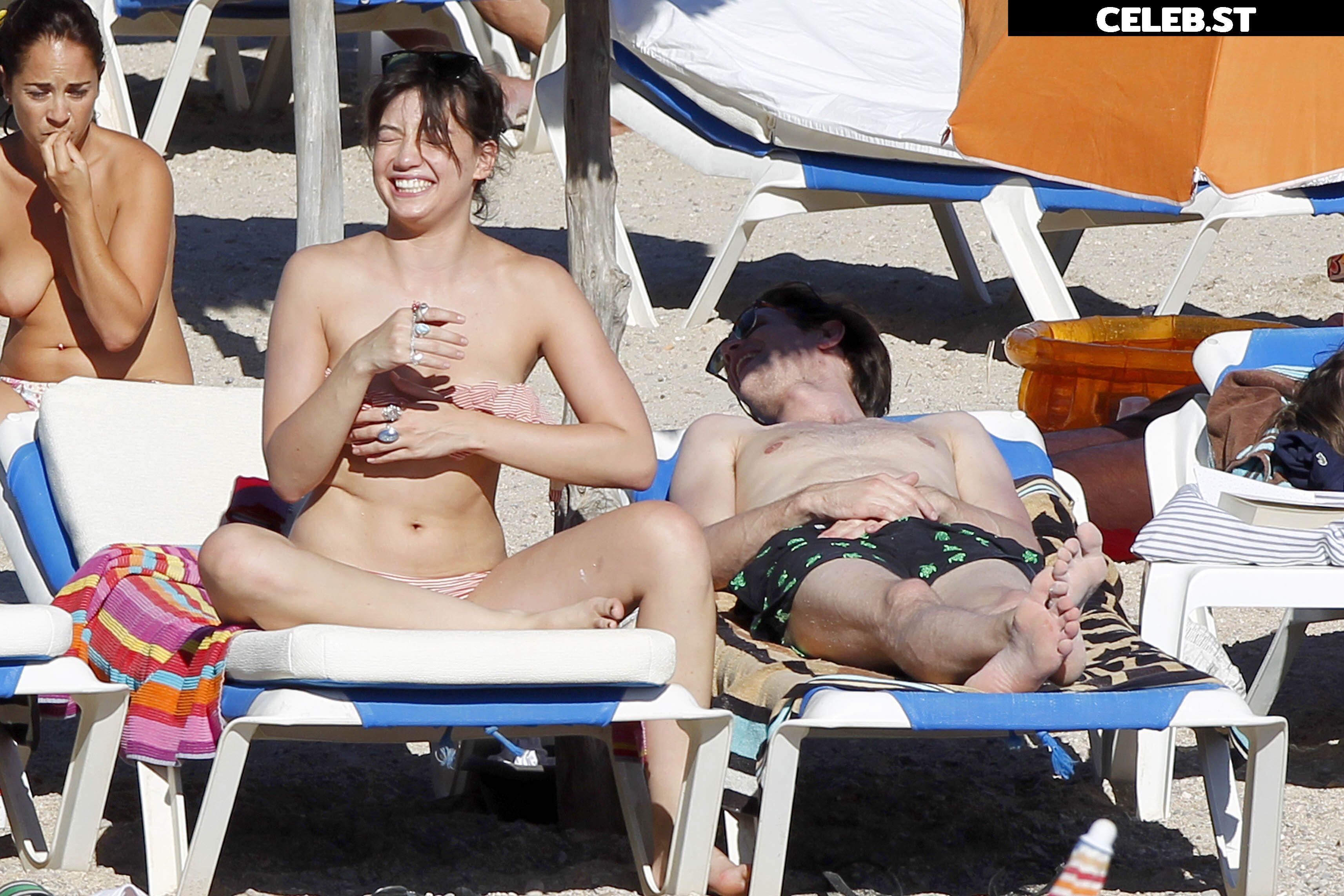 Daisy Lowe Image 2876042