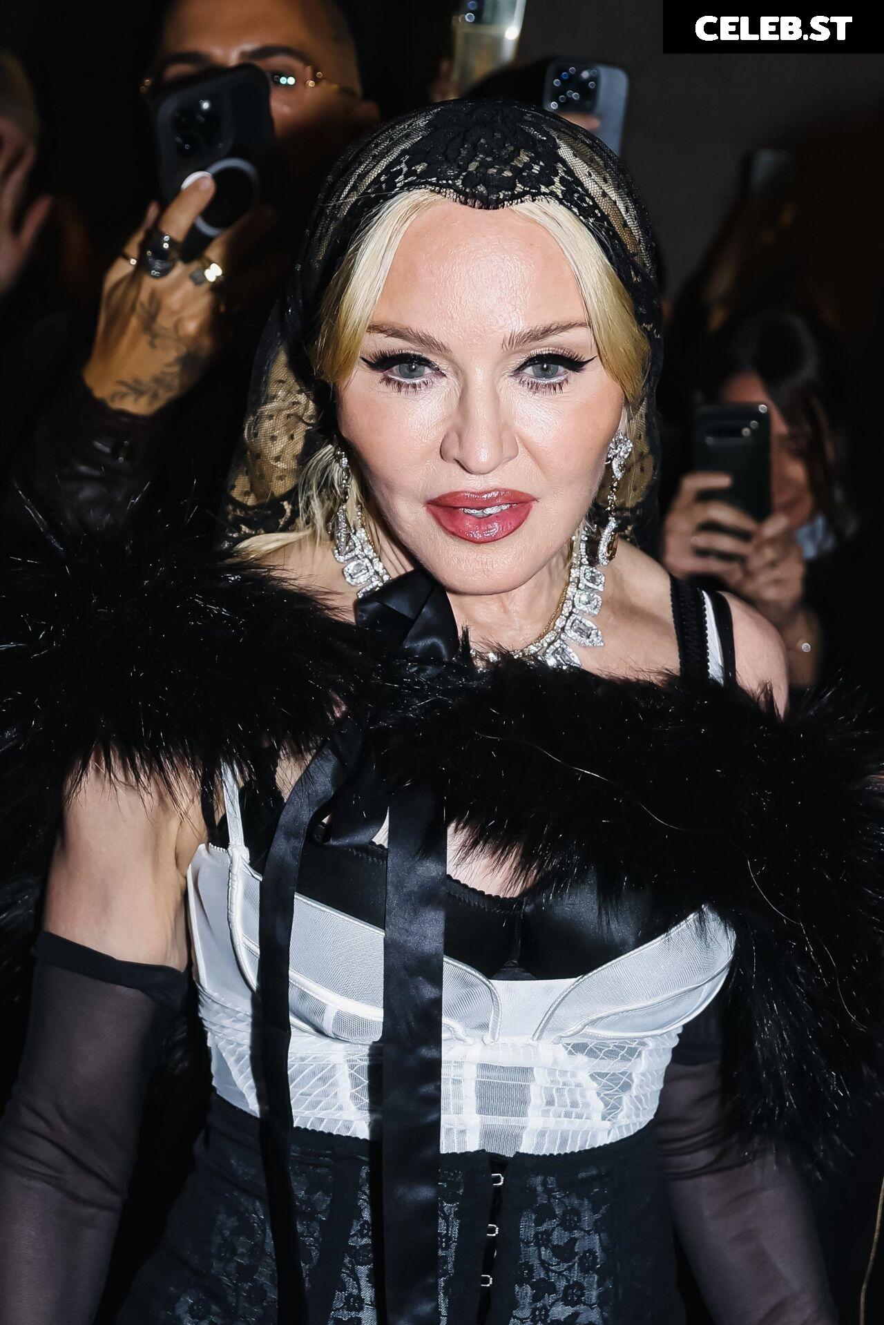 Madonna Image 2876073