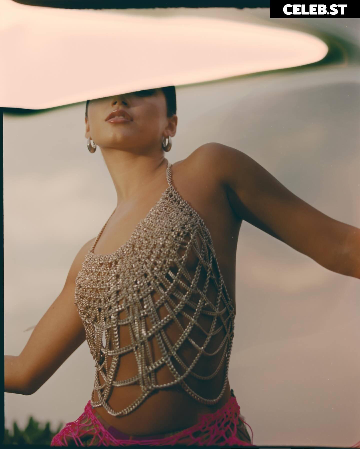 Isabela Merced Image 2876277