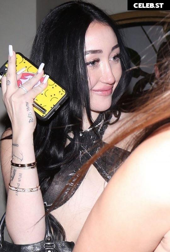 Noah Cyrus Image 2874591