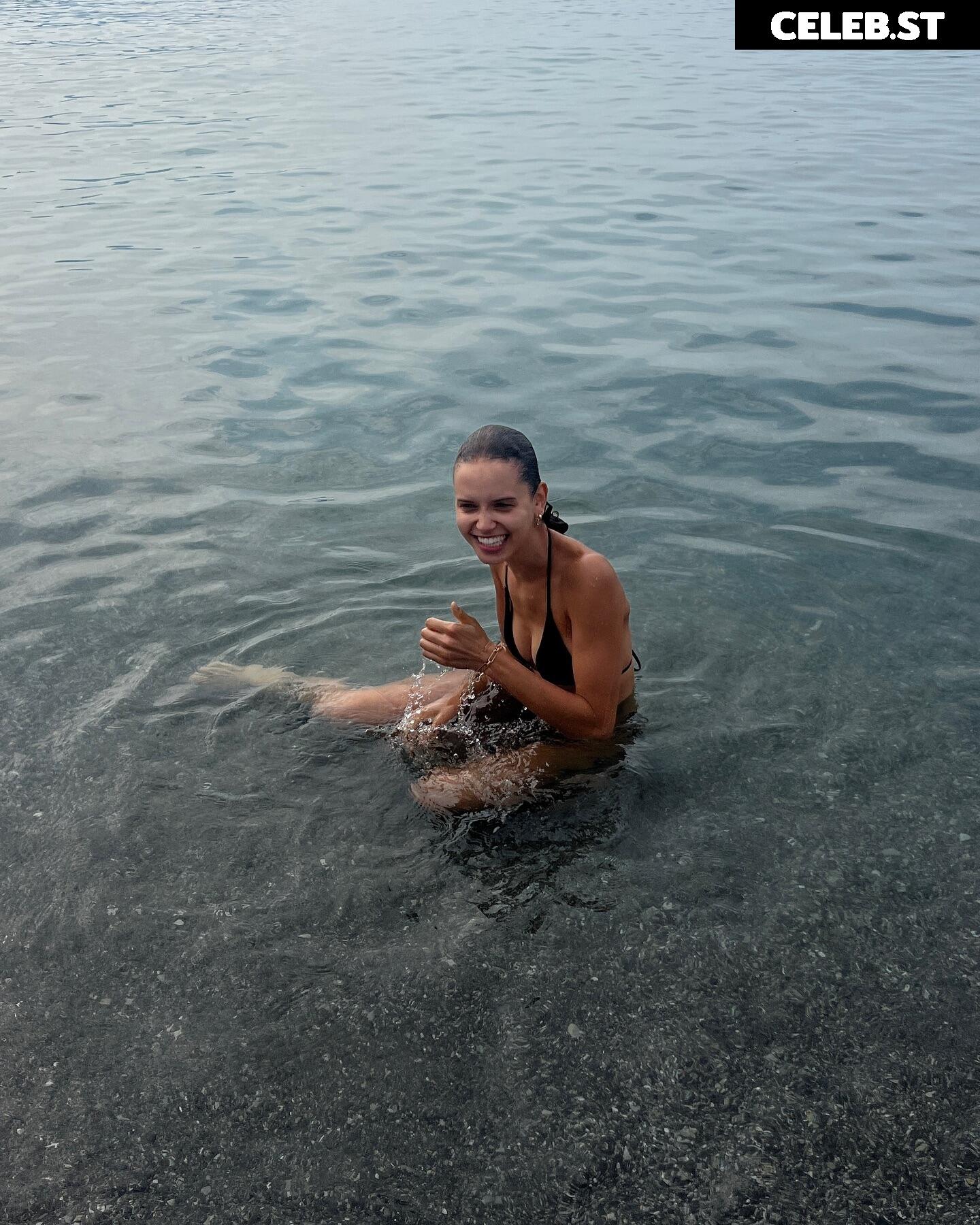 Taynara Wolf Image 2874493