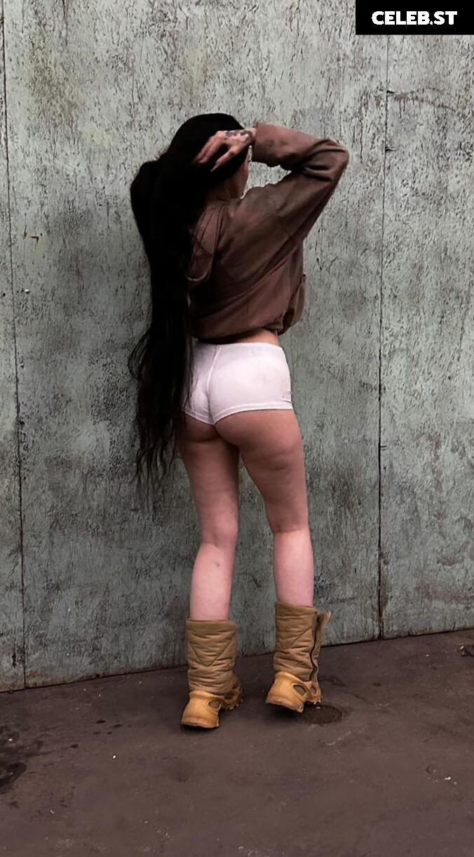 Noah Cyrus Image 2874692