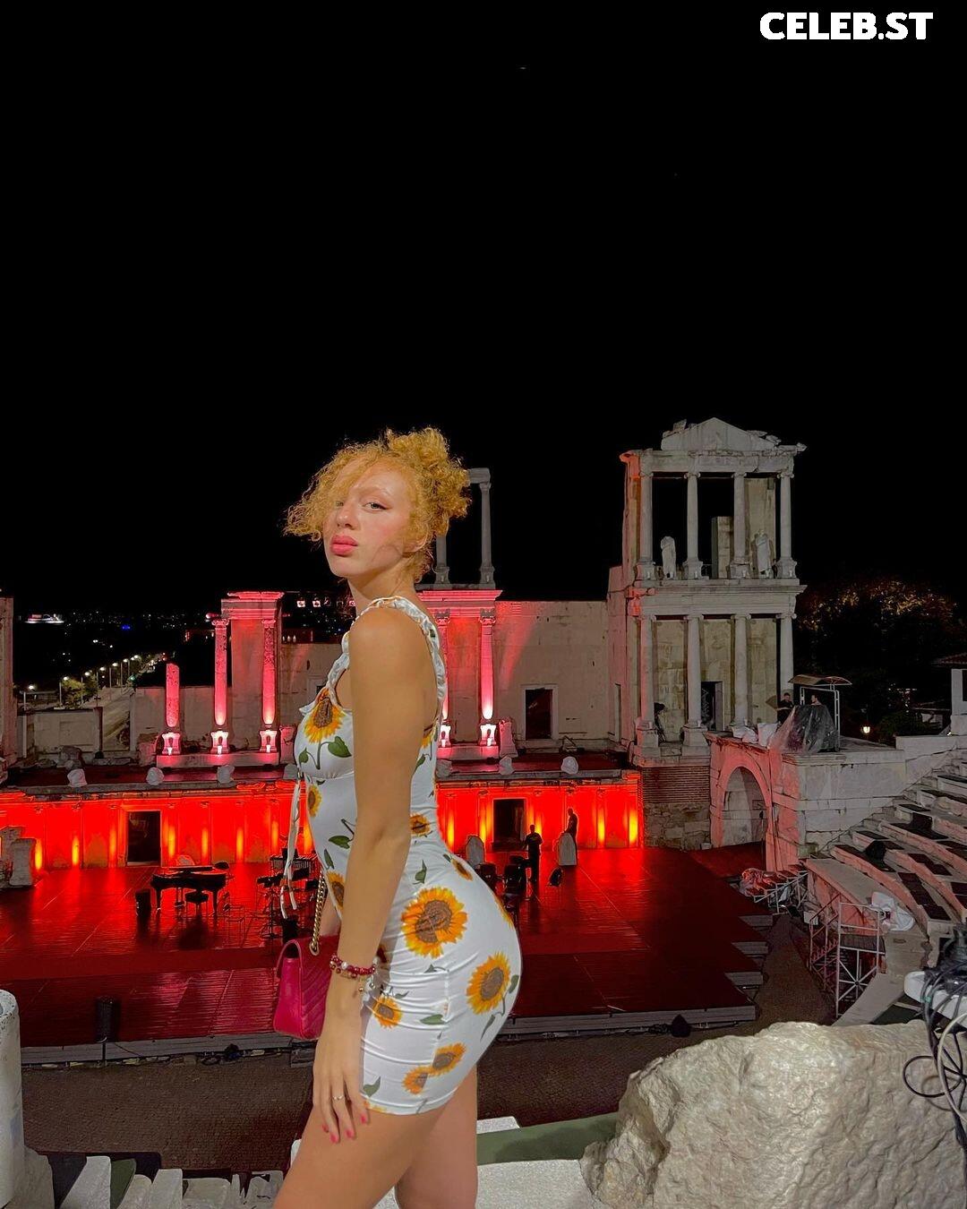 Anna Ermakova Image 2874949