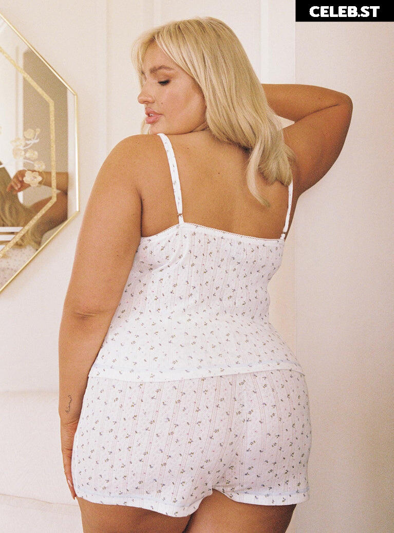 Sarina Nowak Image 2871804
