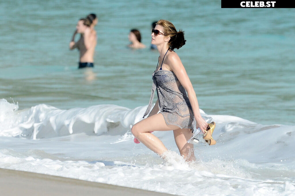 Stephanie Seymour Image 2871719