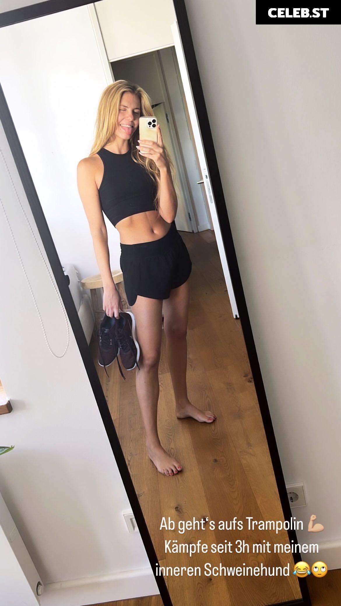 Viviane Geppert Image 2871135