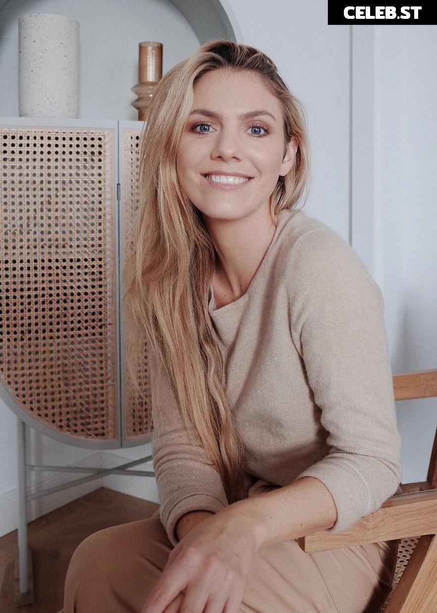 Viviane Geppert Image 2871121