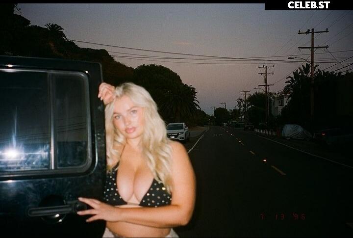 Sarina Nowak Image 2871093