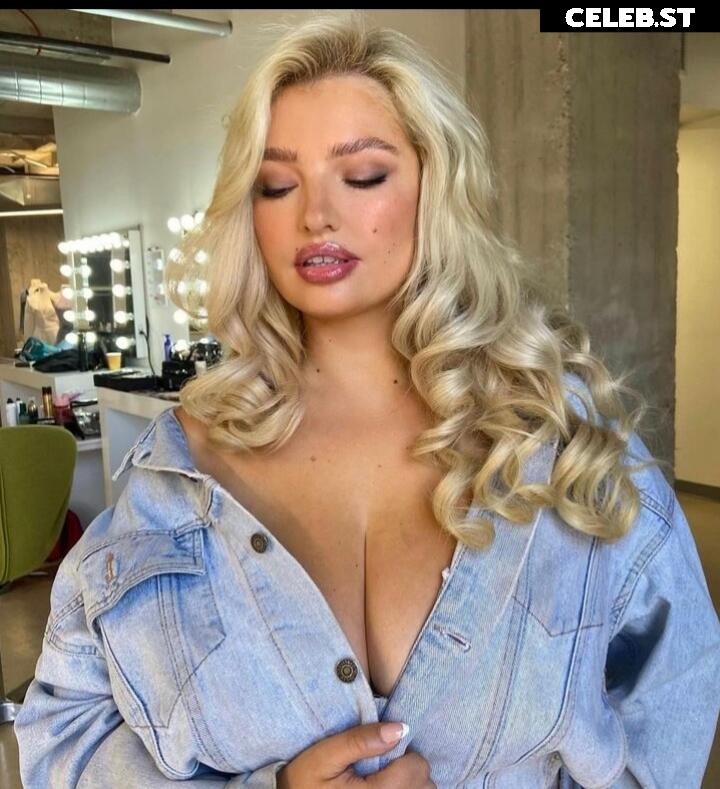Sarina Nowak Image 2871074