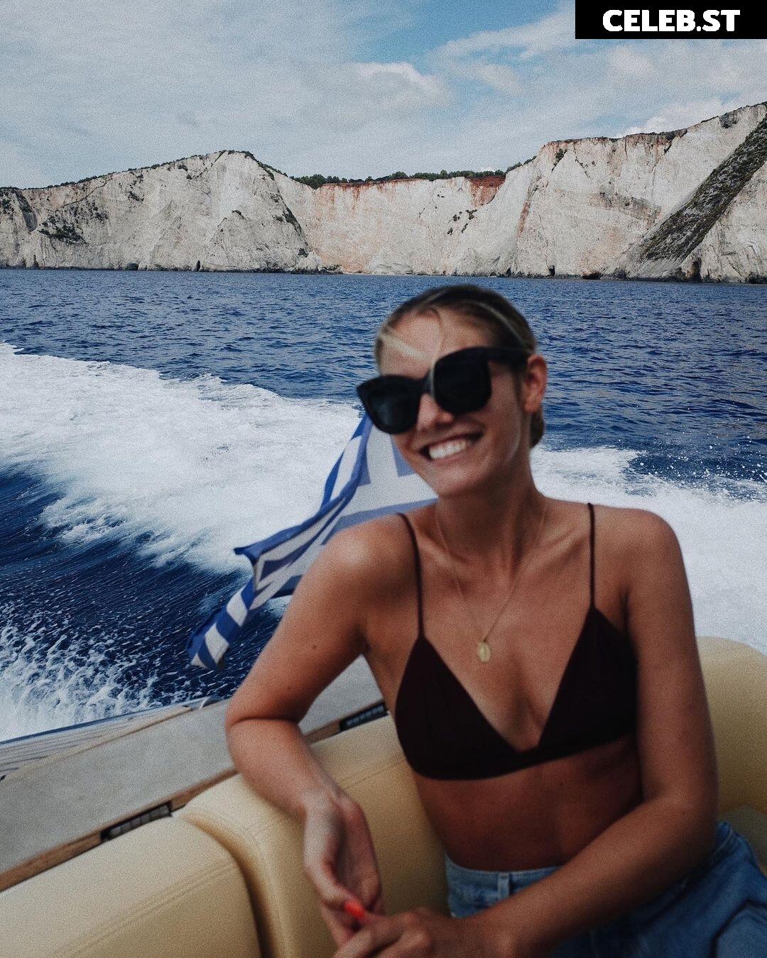 Viviane Geppert Image 2871077