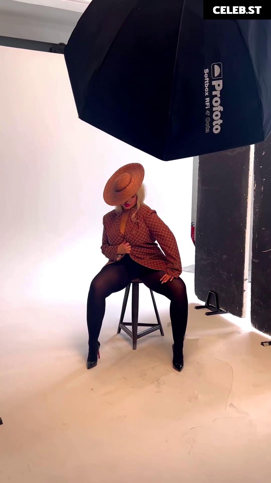 Sarina Nowak Image 2871245