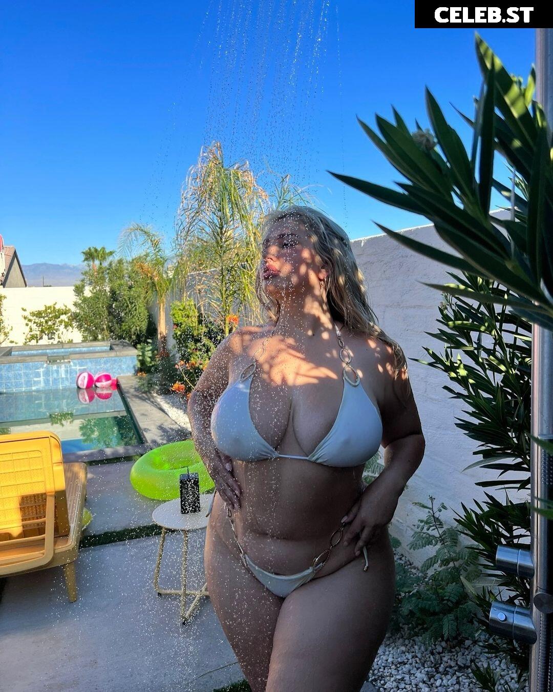 Sarina Nowak Image 2872828