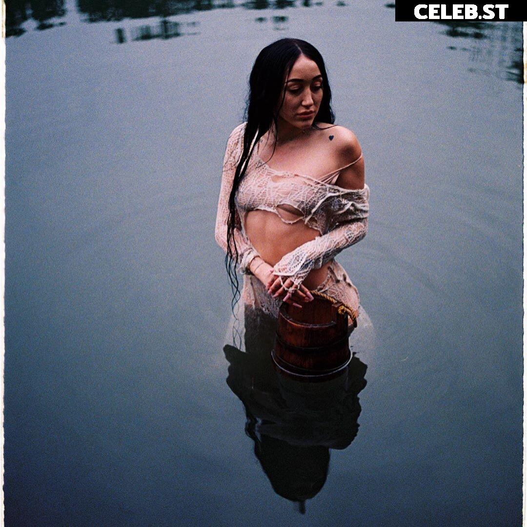 Noah Cyrus Image 2872570