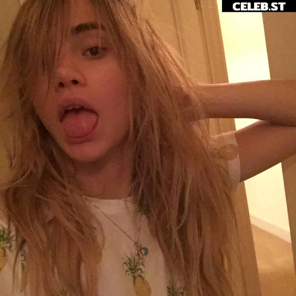 Suki Waterhouse Image 2872762