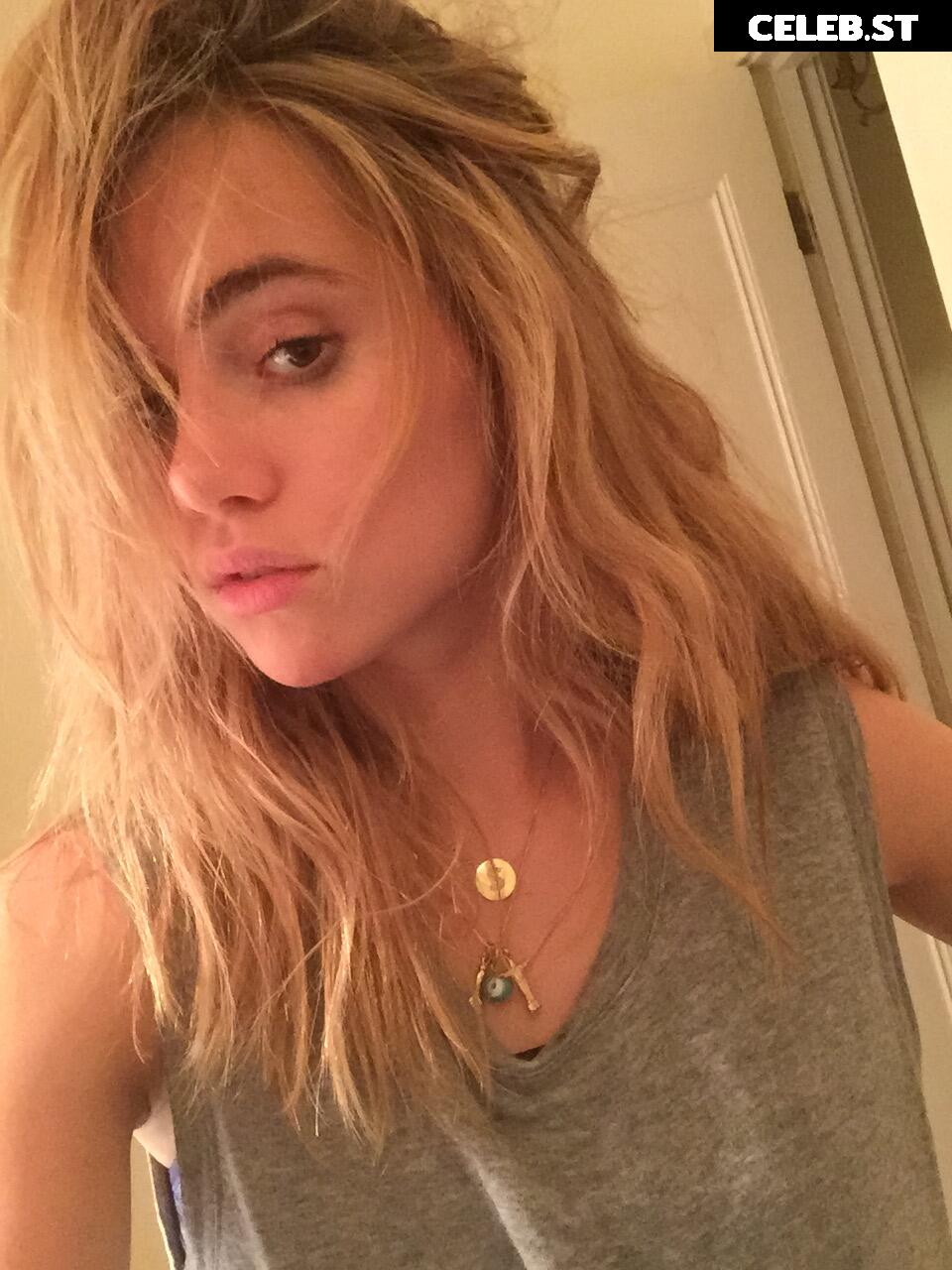 Suki Waterhouse Image 2872714